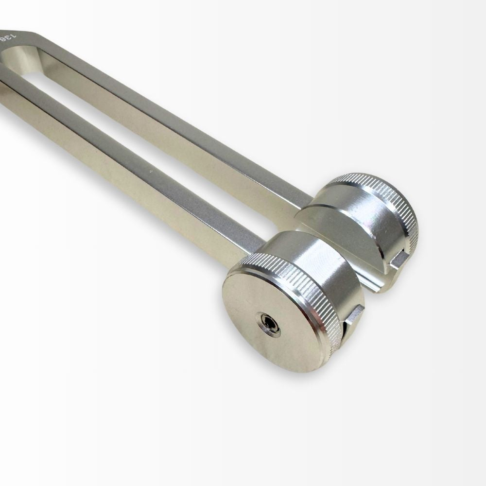 136 Hz "Earth OM" Fork